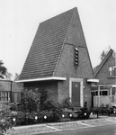 837579 Gezicht op het transformatorhuisje van de PUEM (De Bruinlaan 4) te Amstelhoek (gemeente Mijdrecht).
